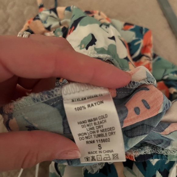 Lush multicolor floral jumpsuit - Picture 4 of 4